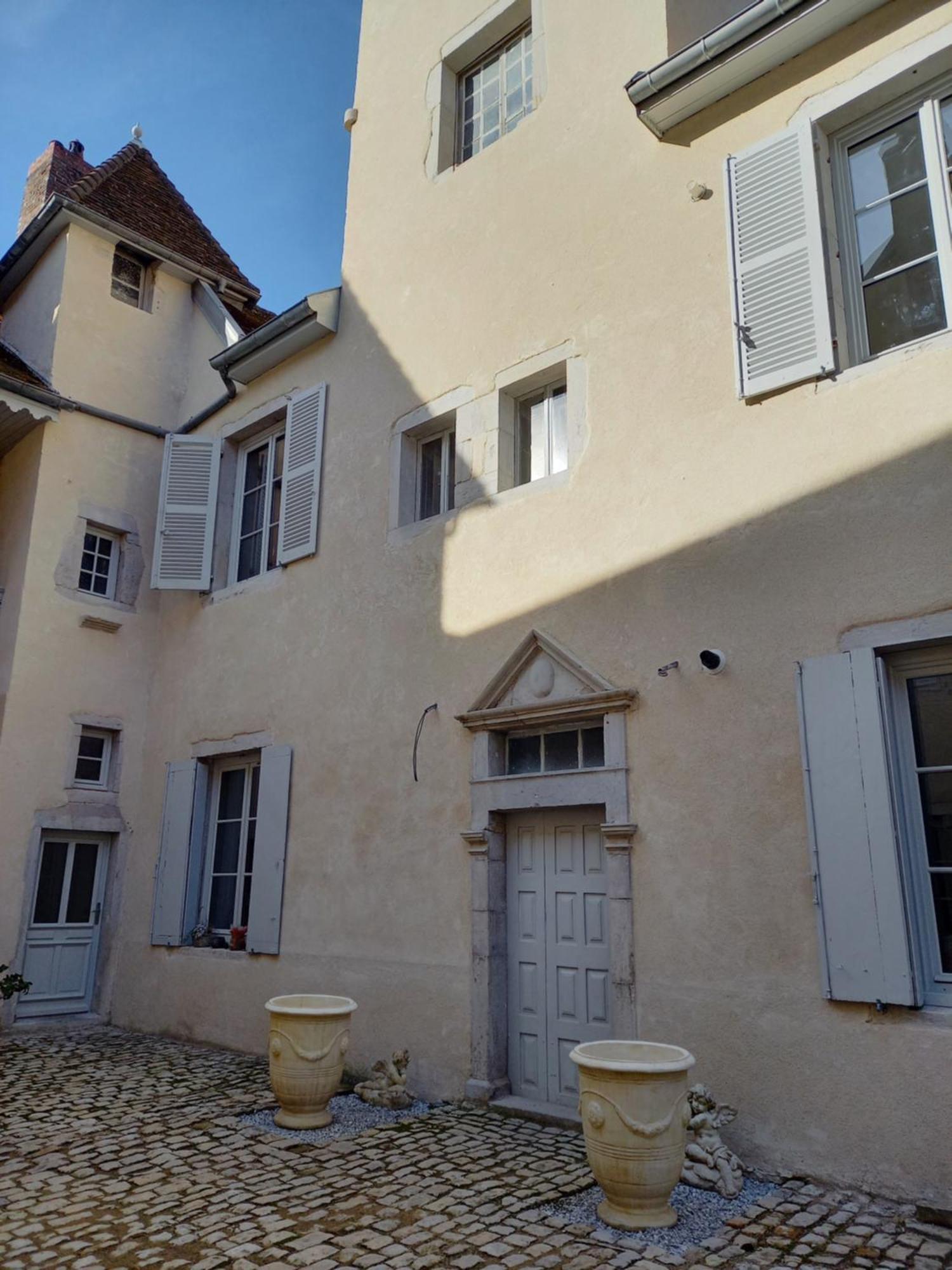 Les Meubles Du Colombier Apartment Лон-льо-Соние Екстериор снимка